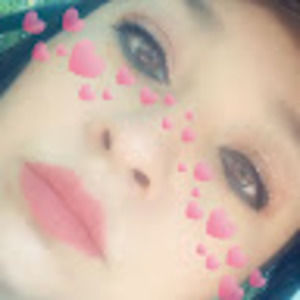 Meet your Posher, Claudia